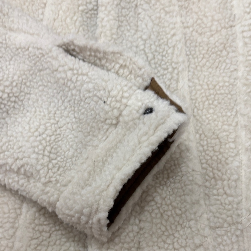 Levi's Men's Cream Sherpa Jacket with Brown Accents - Picture 9 of 10